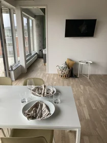 Entire apartment at Margaretavägen 7A, image 3 of 11