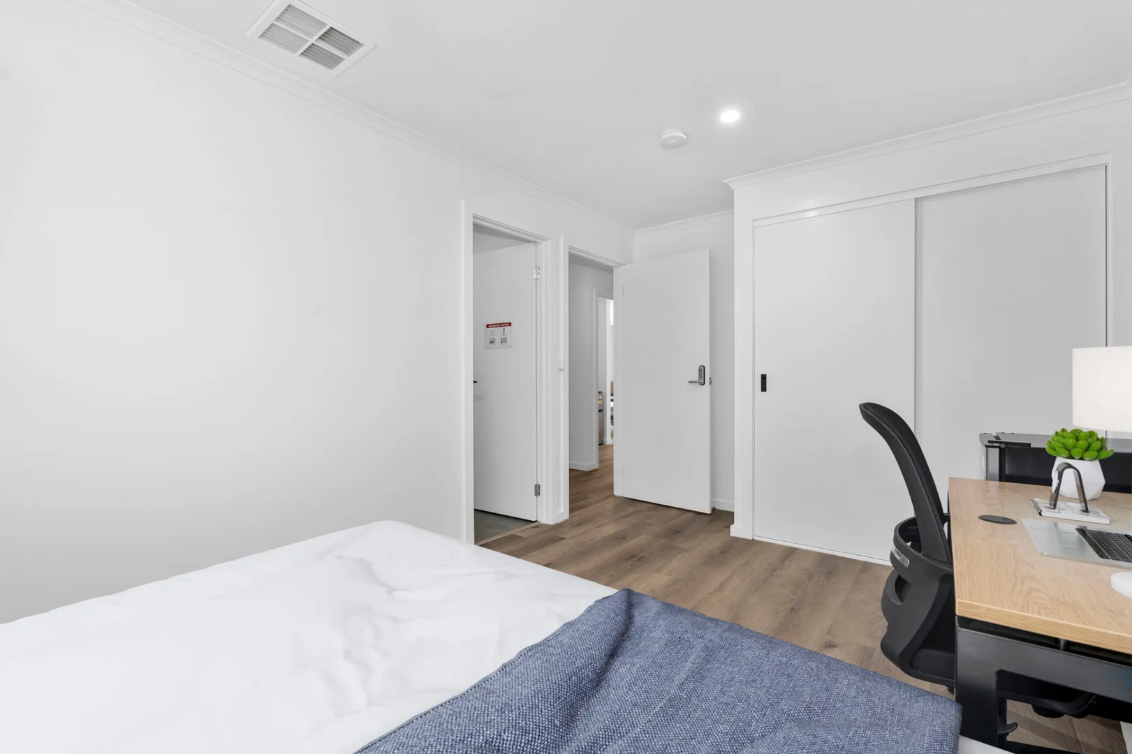 Quarto de estudante económico com localização conveniente em