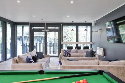 Entire apartment in residence at Elvetham Rd, Birmingham B15 2NL, United Kingdom , image 22 of 40