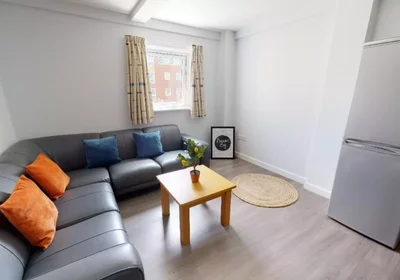 Habitación privada en residencia en 130 Moor Ln, Preston PR1 1LR, United Kingdom, imagen 3 de 21