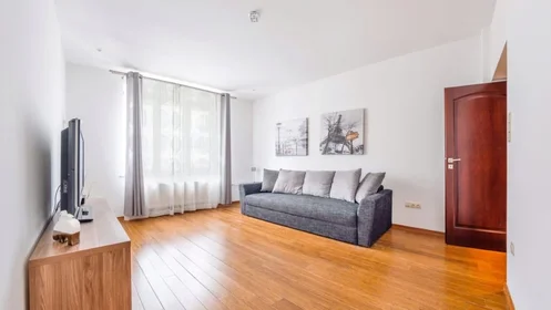 Apartamento inteiro em Świętojańska 83, imagem 4 de 9