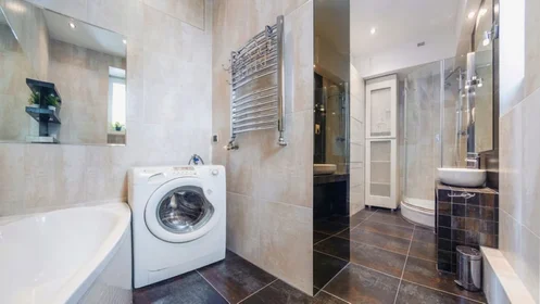 Apartamento inteiro em Świętojańska 83, imagem 9 de 9
