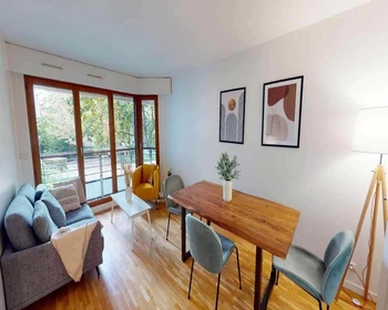 Privatzimmer in der 9 Pl. du 19 Mars 1962, 92130 Issy-les-Moulineaux, France, bild 11 von 13