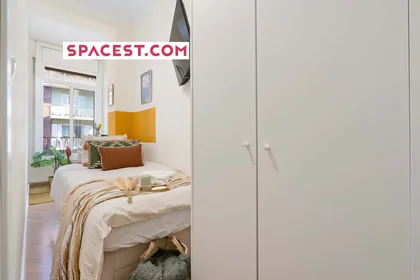 Private room at Carrer de Buenos Aires, 15, L'Eixample, 08029 Barcelona, Spagna, image 1 of 16