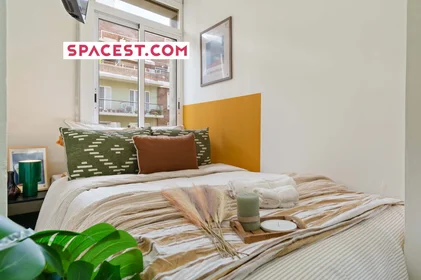 Private room at Carrer de Buenos Aires, 15, L'Eixample, 08029 Barcelona, Spagna, image 1 of 17