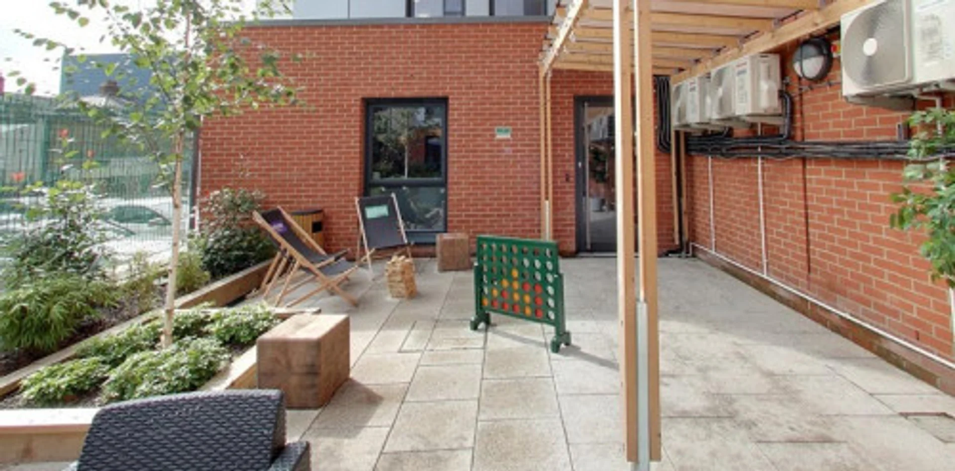 Budget-friendly student room close to campus in 