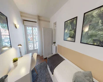 Privatzimmer in der boulevard d'Arcole, bild 1 von 10