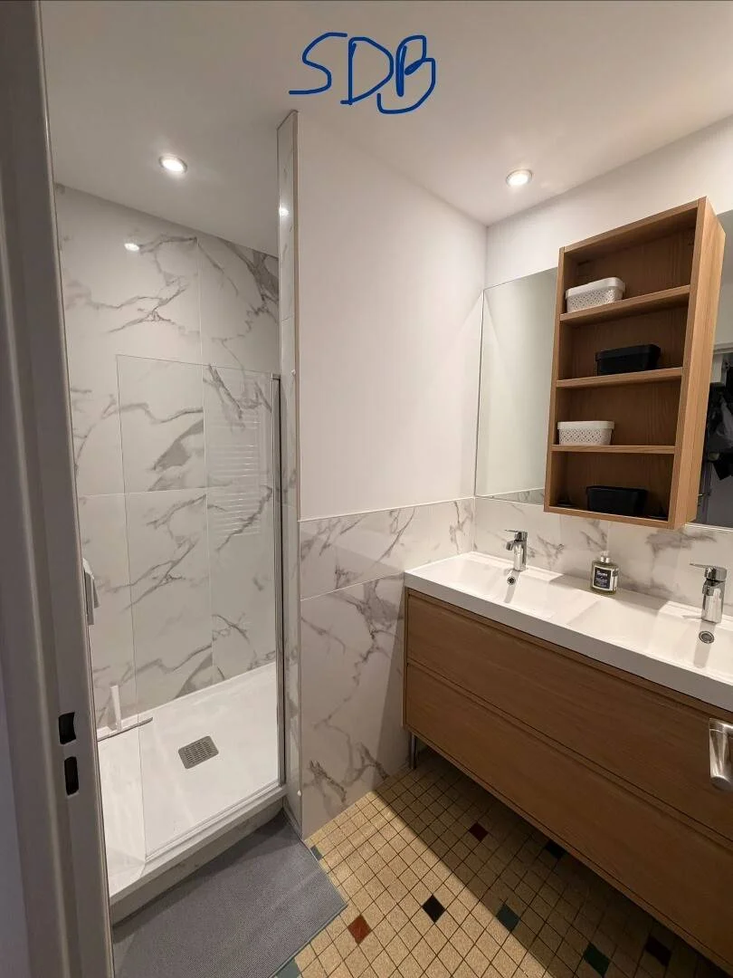 Chambre d'étudiant confortable et spacieuse dans 