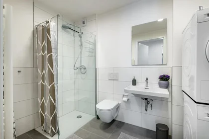 Quarto privado em Heßstrasse, imagem 10 de 11