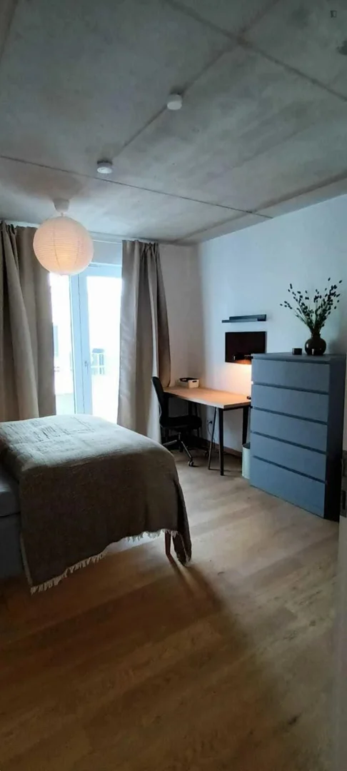 Quarto amigo do estudante em  com comodidades modernas