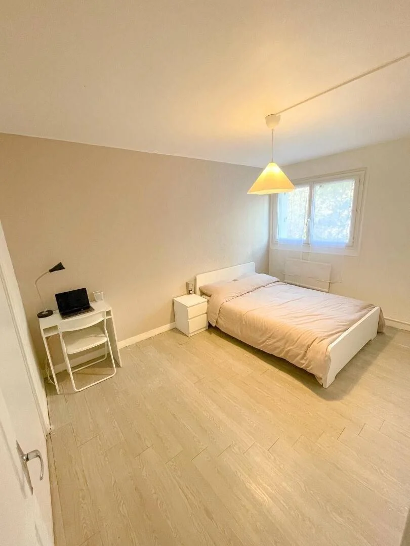 Quarto de estudante funcional perfeito para estudar em 