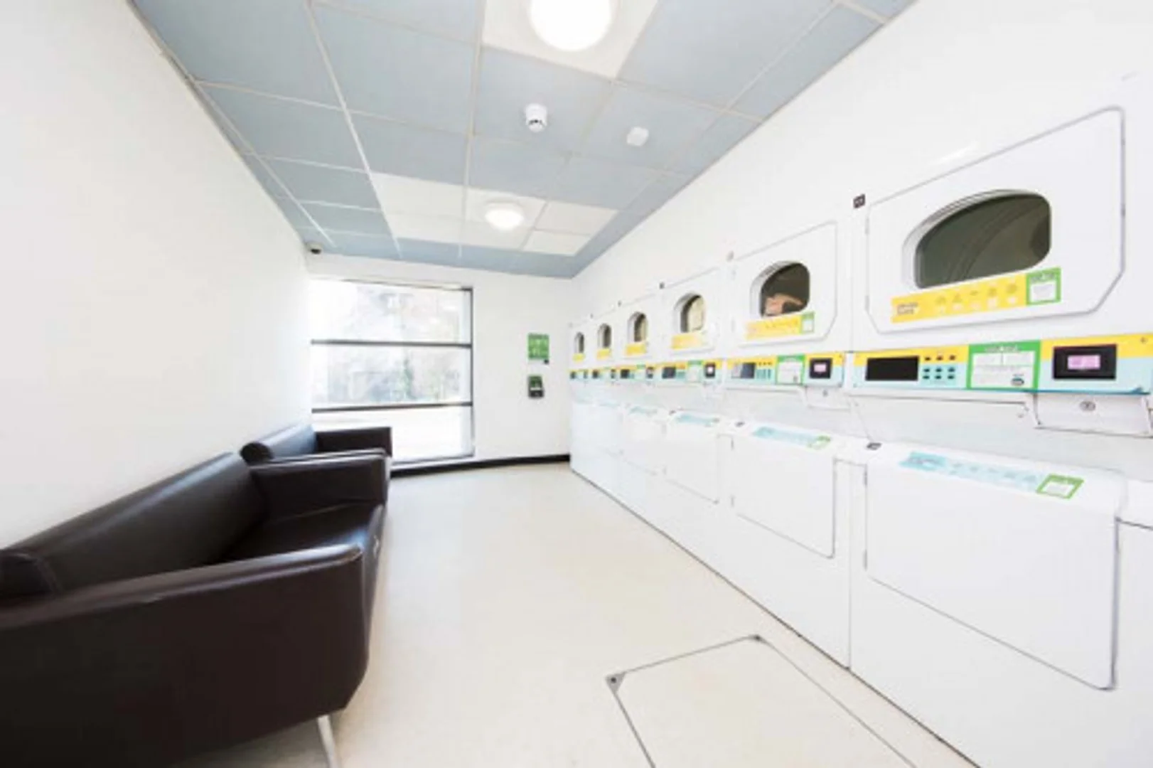 Budget-friendly student room close to campus in 