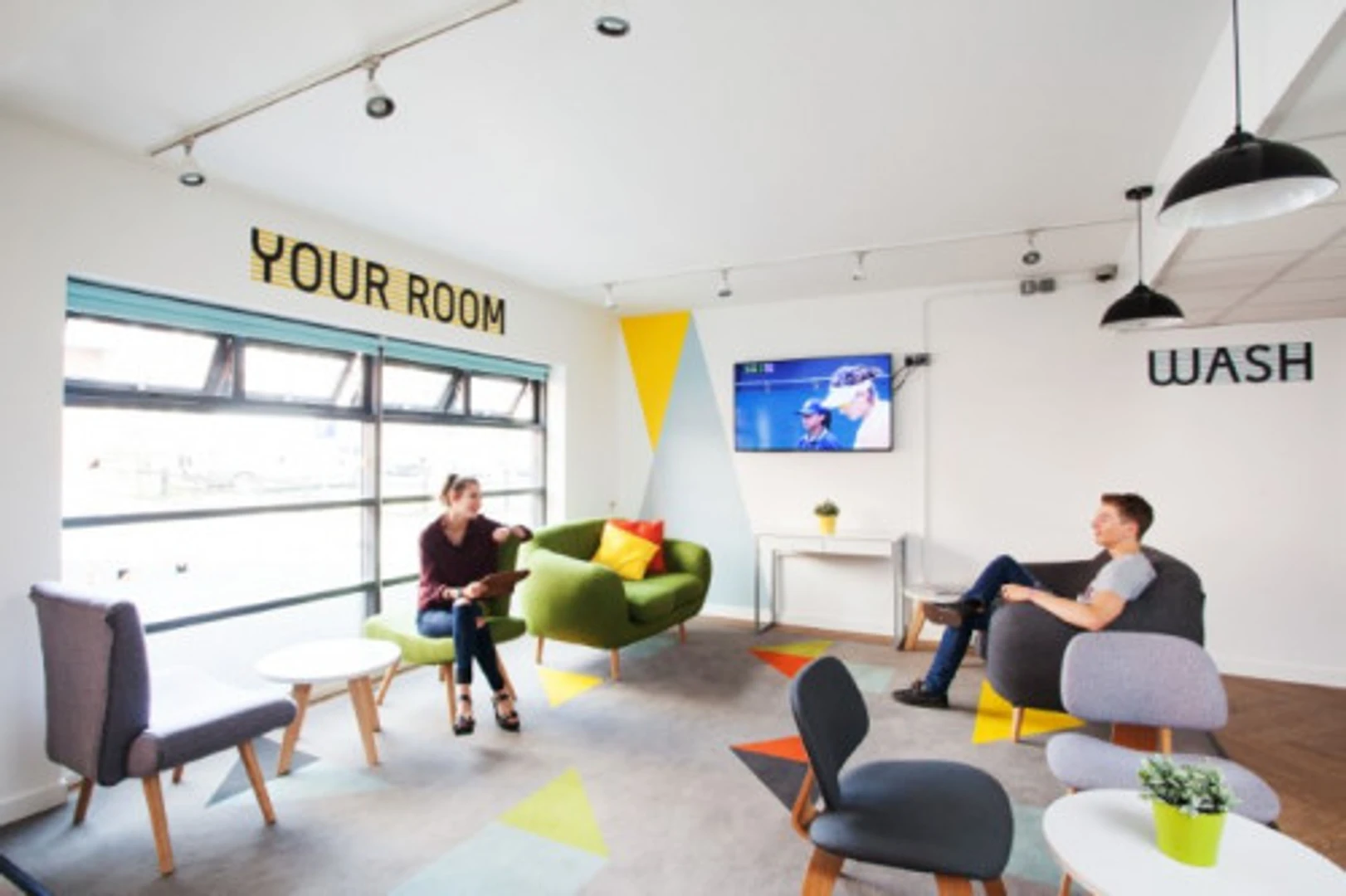 位于的学生友好型房间，设施现代