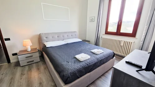 Entire apartment at Viale Sardegna 15, image 14 of 31
