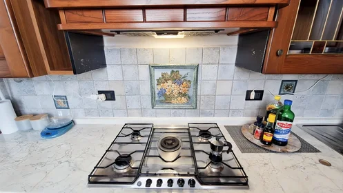 Entire apartment at Viale Sardegna 15, image 24 of 31