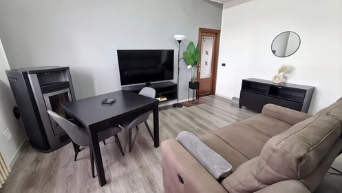 Entire apartment at Viale Sardegna 15, image 28 of 31