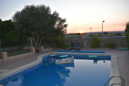 Apartamento inteiro em Calle Cerro de las 40 Chicas, imagem 31 de 33