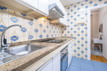 Quarto privado em Av. de Aguilera, 18, 1ºb 1, 03006 Alicante (Alacant), Alicante, Spain, imagem 8 de 16
