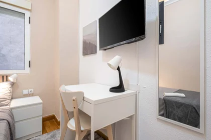 Quarto privado em Av. de Aguilera, 18, 1ºb 1, 03006 Alicante (Alacant), Alicante, Spain, imagem 2 de 19