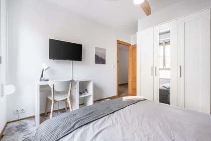 Chambre privée à Carrer Cardenal Belluga, 25, 2g 1, 03005 Alacant, Alicante, Spain, image 4 de 15