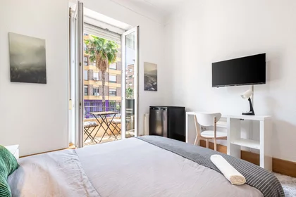 Quarto privado em Av. de Aguilera, 18, 1ºb 1, 03006 Alicante (Alacant), Alicante, Spain, imagem 2 de 17