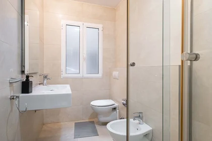 Quarto privado em Av. de Aguilera, 18, 1ºb 1, 03006 Alicante (Alacant), Alicante, Spain, imagem 11 de 17