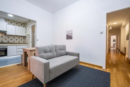 Quarto privado em Av. de Aguilera, 18, 1ºb 1, 03006 Alicante (Alacant), Alicante, Spain, imagem 6 de 17