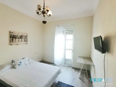 Chambre privée à Av. de Aguilera, 18, 3ºb 1, 03006 Alicante (Alacant), Alicante, Spain, image 2 de 12