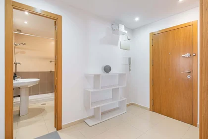 Özel oda konumu Av. de Aguilera, 11, 1ºa 1, 03007 Alicante (Alacant), Alicante, Spain, 8 14 görüntüsü