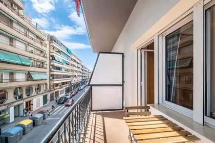 Özel oda konumu Av. de Aguilera, 11, 1ºa 1, 03007 Alicante (Alacant), Alicante, Spain, 7 17 görüntüsü