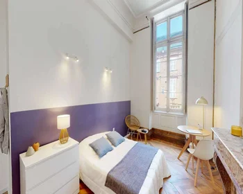 Private room at rue Peyras, image 1 of 10