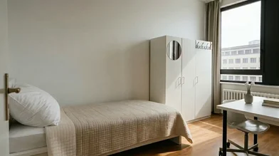 Chambre privée à Bismarckstraße, Bezirk Charlottenburg-Wilmersdorf, image 1 de 10