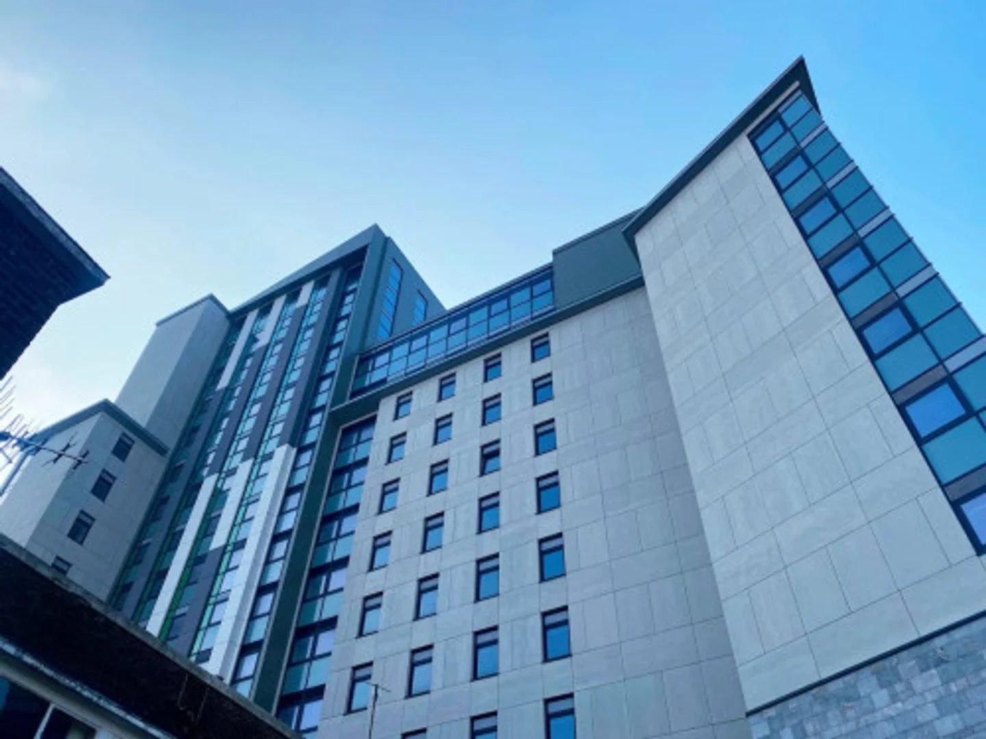 Student-friendly room in  with modern amenities