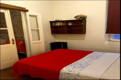 Dairenin tamamı konumu Sururi Mehmet Efendi Mahallesi,  Aynali Cesme Caddesi, Emin Cami Sokak, Deniz Apt, No:29, Beyoglu, 23 30 görüntüsü
