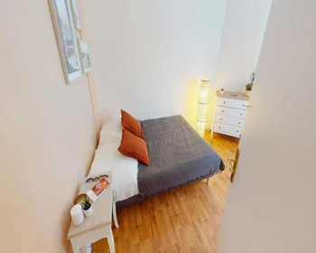 Habitación privada en Rue du Jardin public, imagen 1 de 10