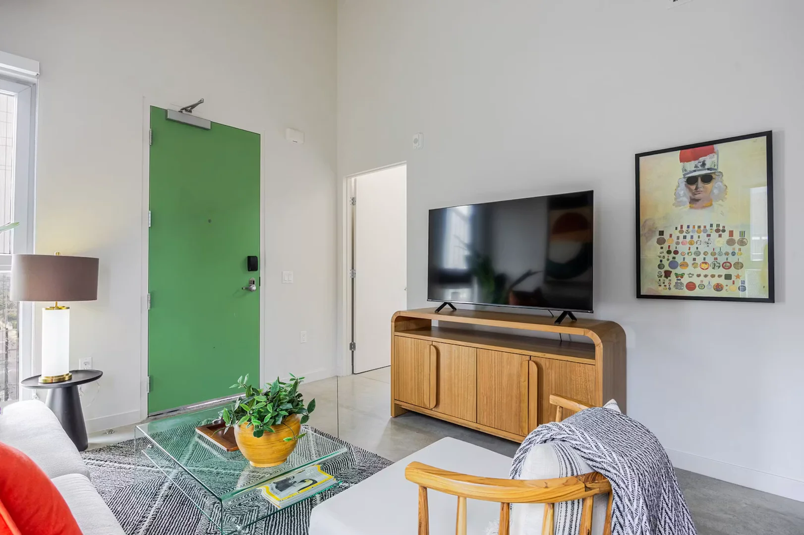 Overland Avenue, Palms