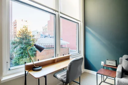 Apartamento inteiro em 8th Street Northwest, Northwest Washington, imagem 3 de 10
