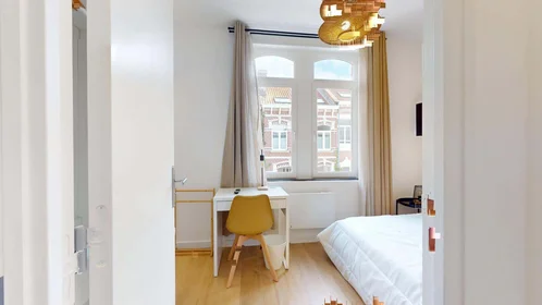 Prywatny pokój 37 Rue Virginie Ghesquière, 59000 Lille, France, obraz 3 20