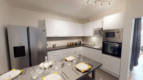 Habitación privada en Rue Bellegarde, imagen 7 de 18