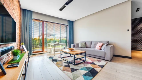 Logement entier à Ul. Józefa Kiedronia 2, image 1 de 8