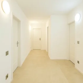 Private room at Milbertshofener Straße, Milbertshofen, image 8 of 10