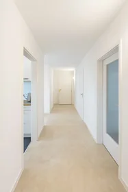 Private room at Milbertshofener Straße, Milbertshofen, image 9 of 10