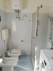 Private room at Viale Livio Salinatore, image 6 of 7