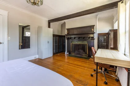 Stanza privata in #1341: Brighton Boston 02135, immagine 8 di 20