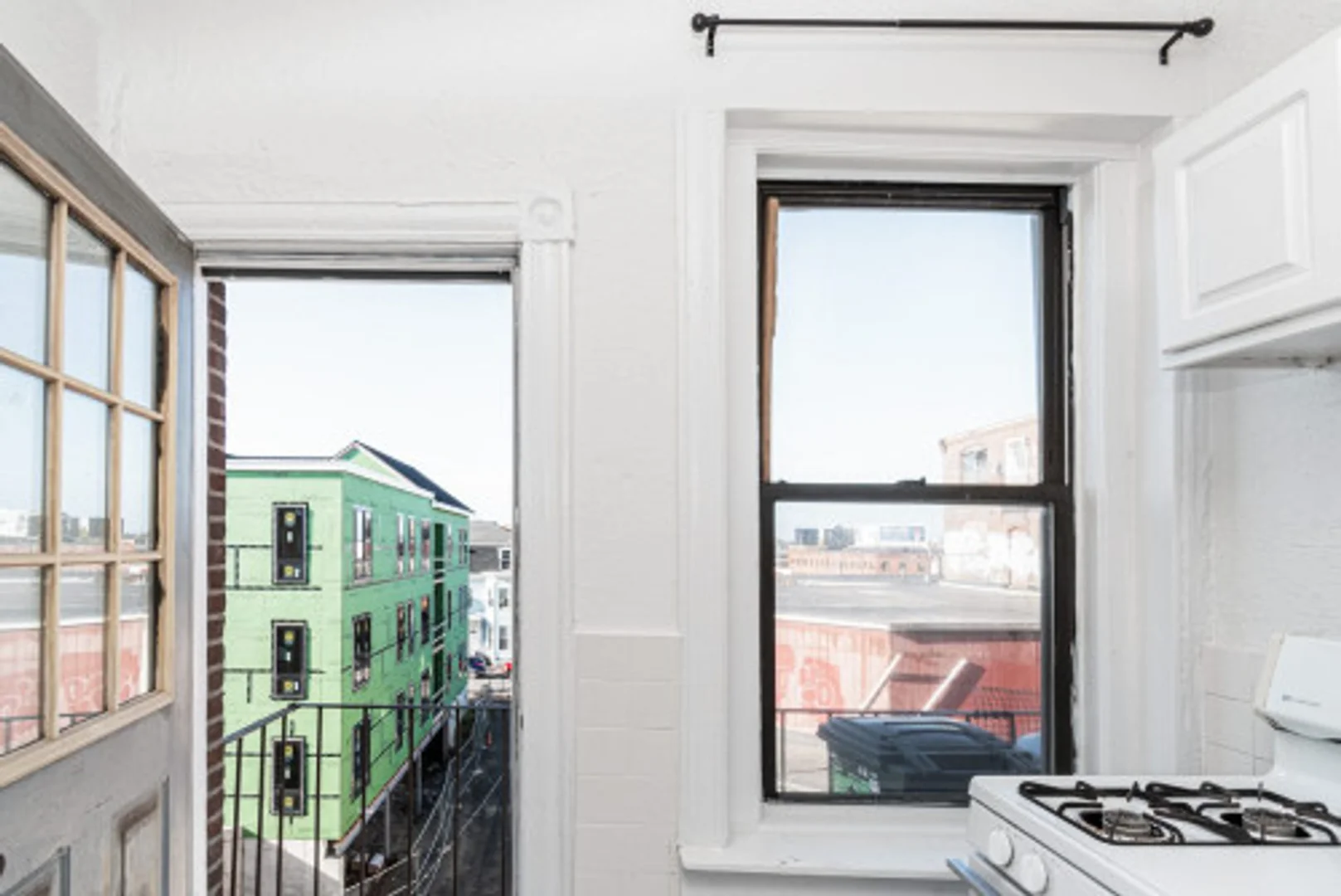 Affordable room for students with ample lighting in 