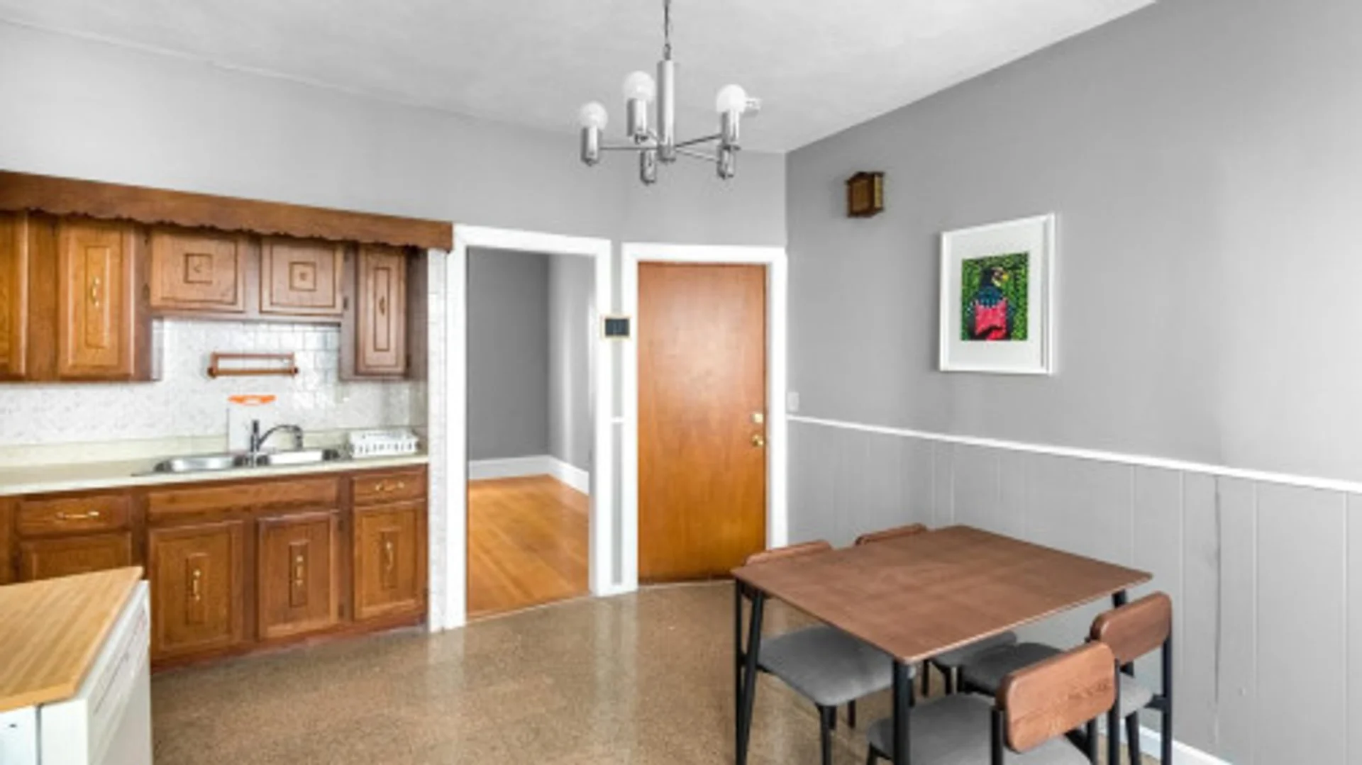Budget-friendly student room close to campus in 