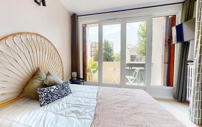 Private room at 14 Av. Henri Barbusse, 92700 Colombes, France, image 5 of 18