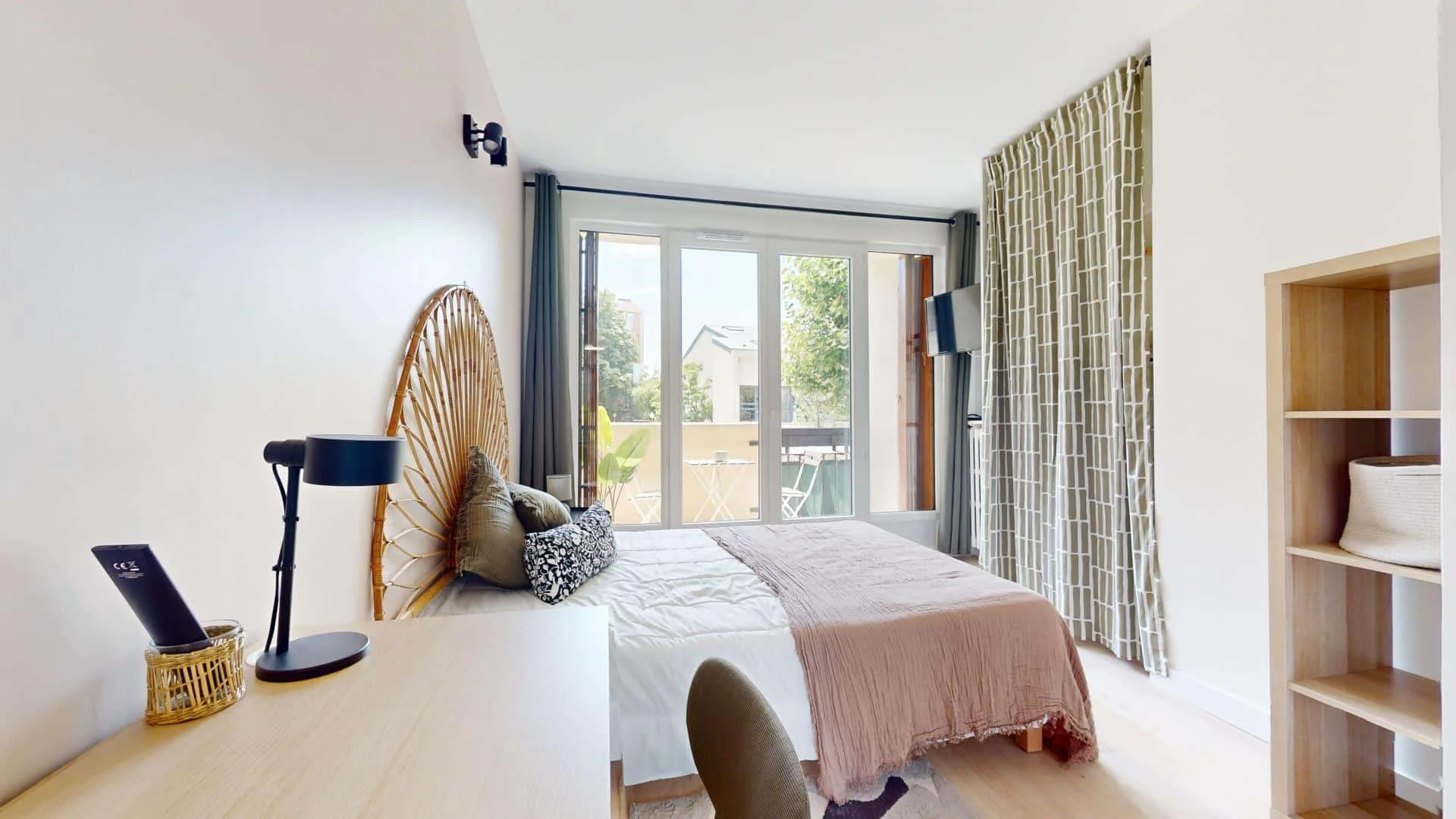 Cozy room for students available in 
