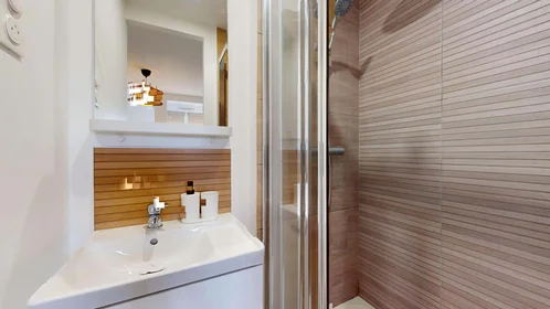 Private room at 83 Bd Charles de Gaulle, 92700 Colombes, France, image 7 of 19