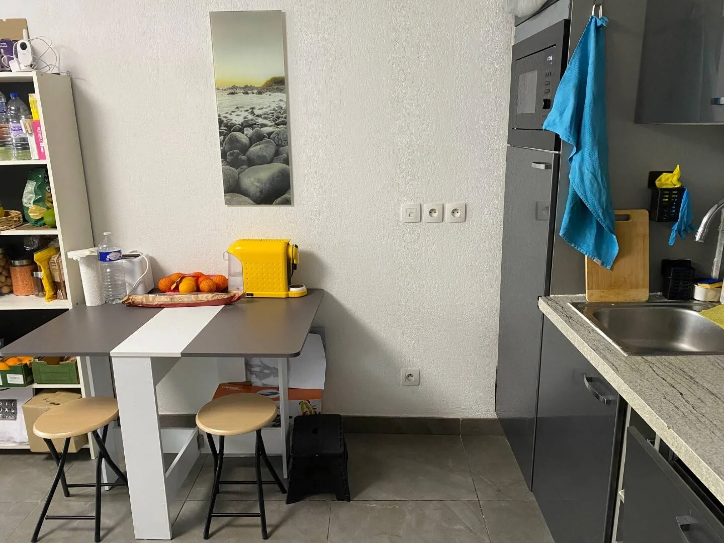 Confortevole e spaziosa stanza per studenti in 